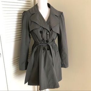 Grey feminine trench coat